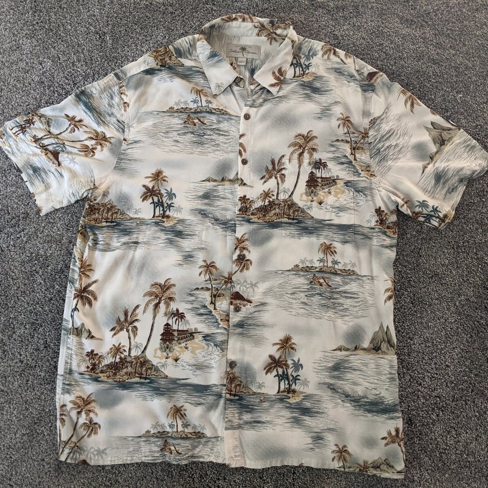 Men's Button Up w/Pocket Hawaiian Shirt (A323)